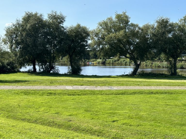 Landschaftsbilder in Ostfriesland in Dornumersiel am Hafen
