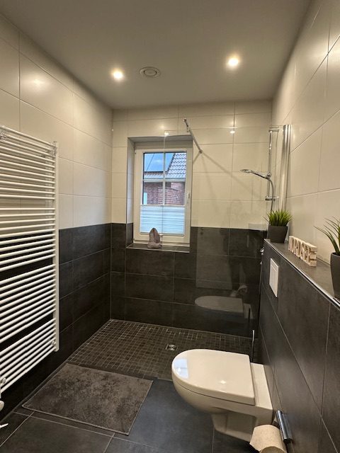 Badezimmer Erdgeschoss Landhaus Seewind